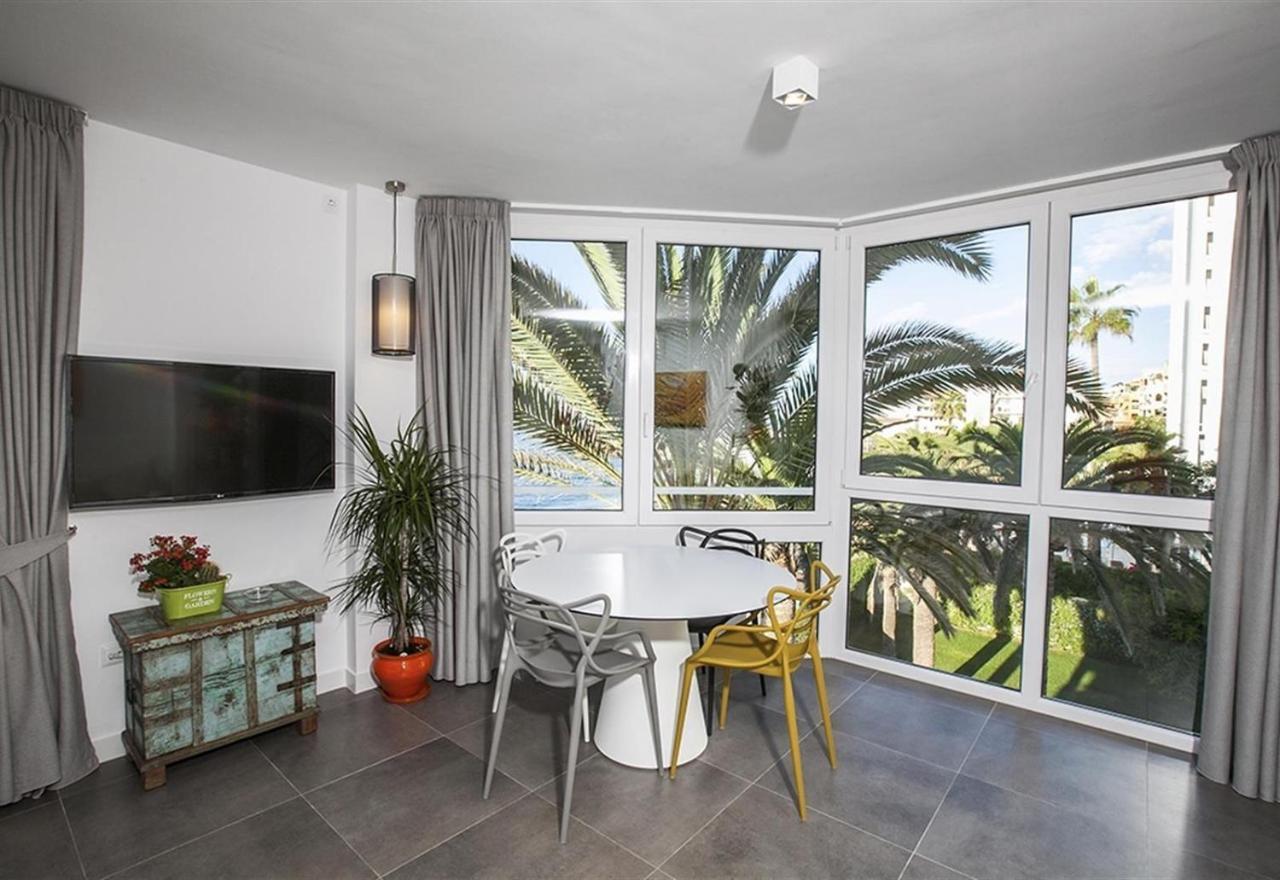 Super Front Line Modern New Apartm Nerja Exterior photo